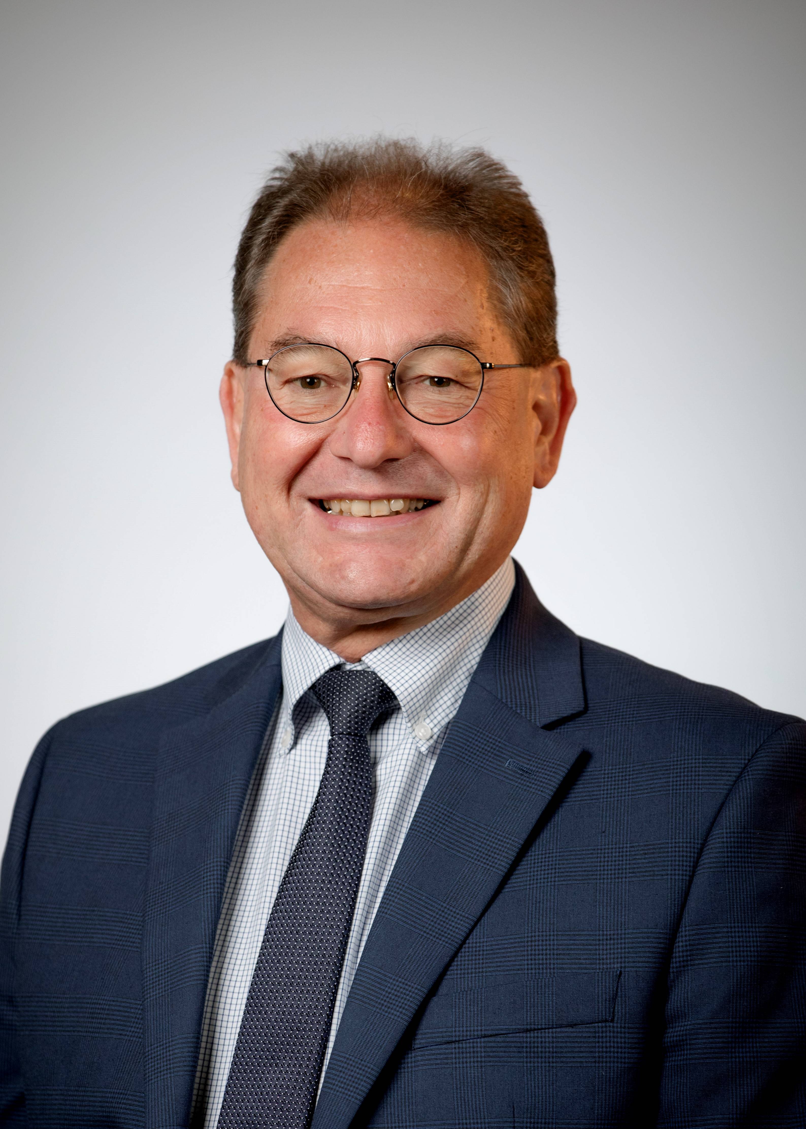 Volker Neugebauer headshot