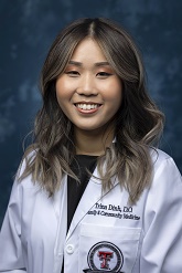 Dr. Dinh's headshot