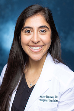 Reann Esparza headshot