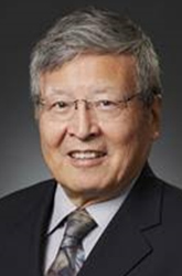 Yi-Zarn Wang headshot
