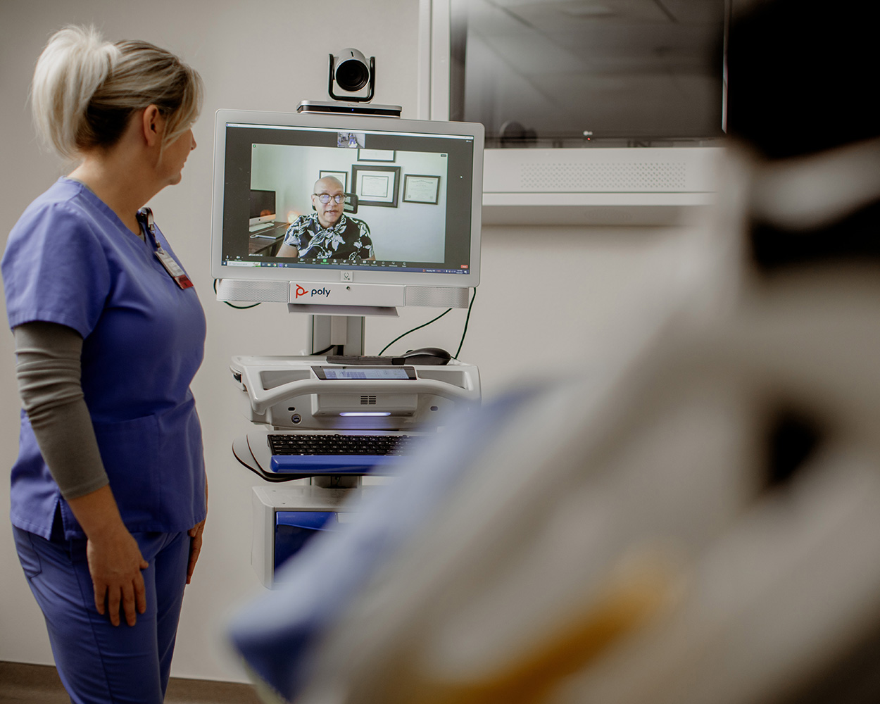 Provider and patient in a virtual session